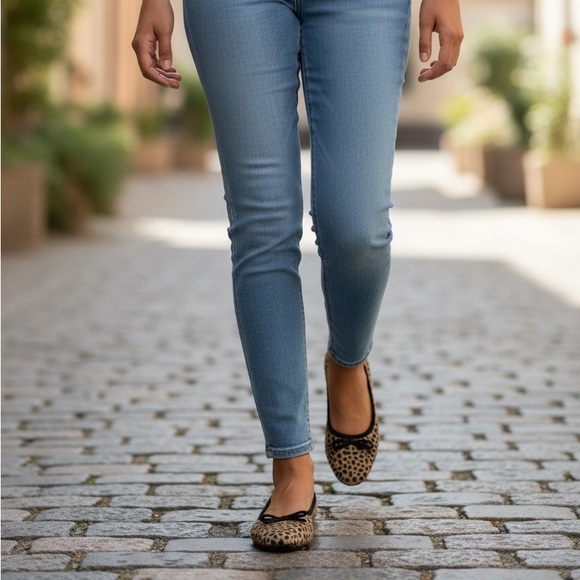 Shoes - LAST Chance ⏱️ J. Crew Leopard Flats